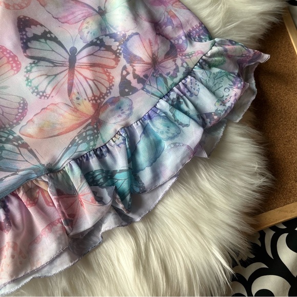 Caution to the Wind | Butterfly Dress - Picture 3 of 10